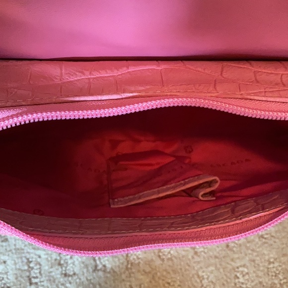 Escada pink purse - Picture 4 of 6